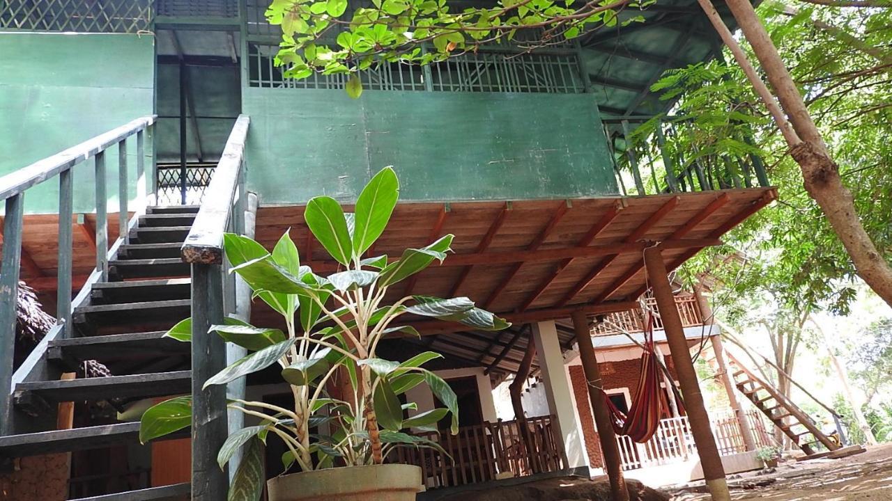 River Side Cabana Tissamaharama Δωμάτιο φωτογραφία